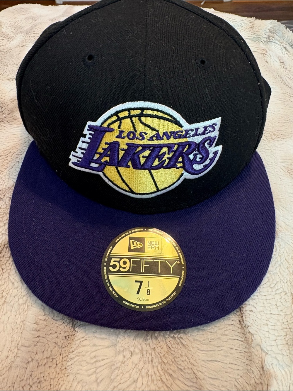 New Era Los Angeles Lakers Black & Purple 59FIFTY Fitted Cap